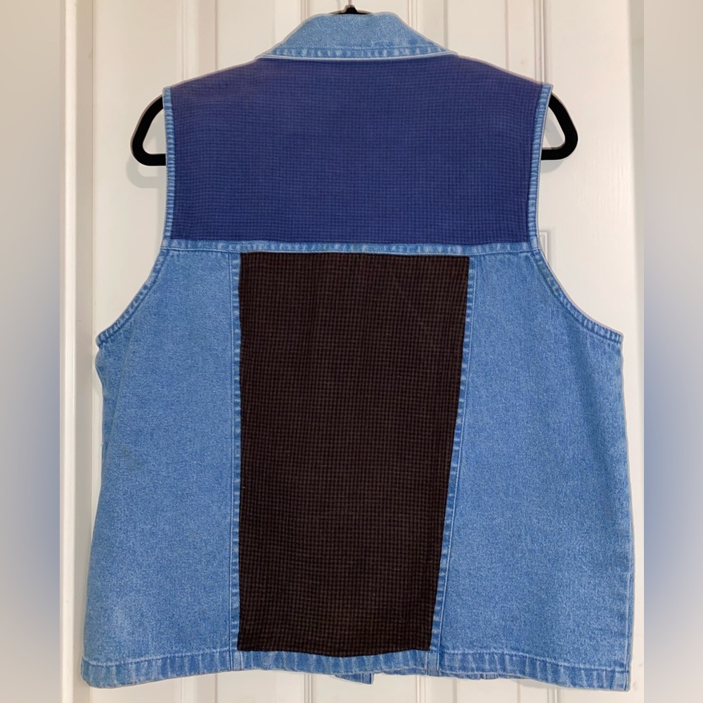Vintage 80s Denim Patchwork‎ Vest with Plaid Accents - Picture 4 of 5
